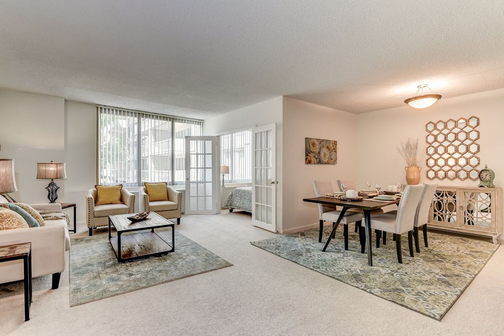 Spacious Apartment Rentals in Crystal City Arlington VA