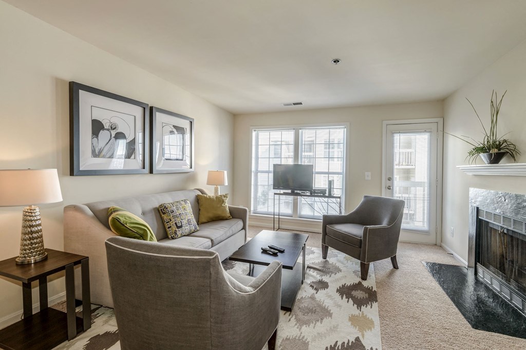 Rosslyn apartments for rent