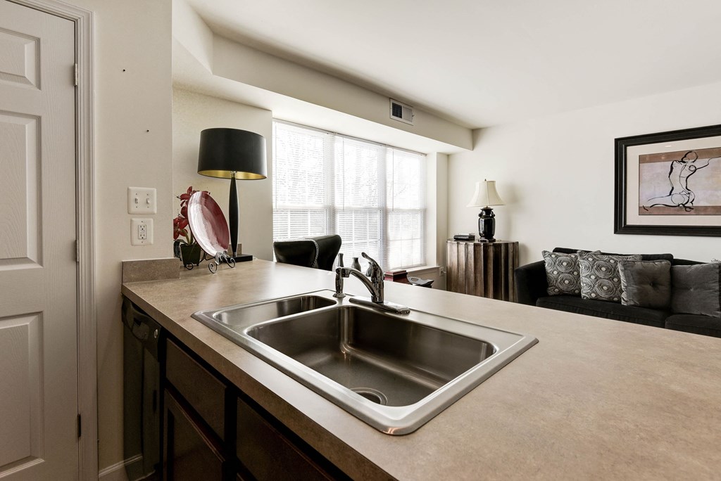 Luxury Apartment Rentals in National Landing Arlington VA