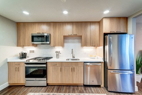 Fully Equipped Kitchen at Crystal Square, Virginia