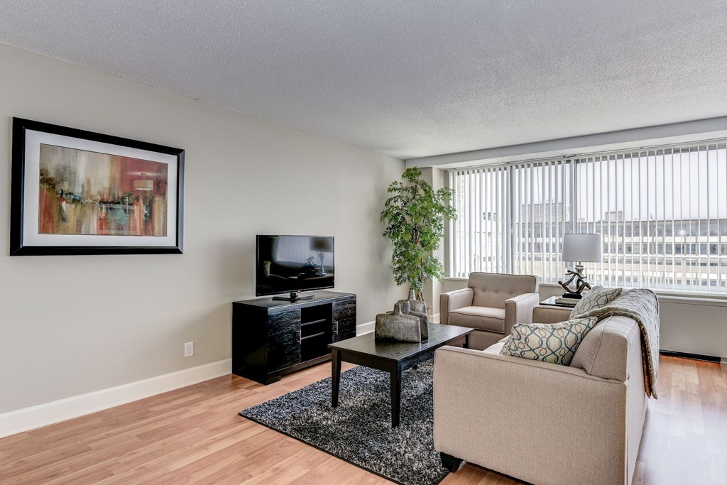 Apartment Rentals in Crystal City Arlington VA