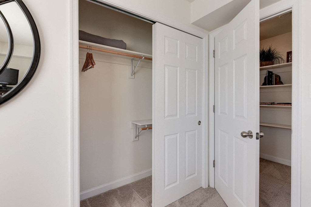 Apartment Rentals in National Landing Arlington VA