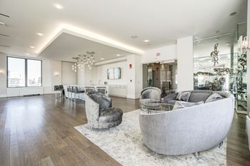 Spacious Apartments in National Landing VA for Rent