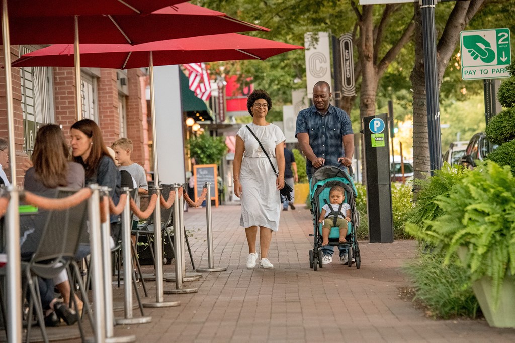 Apartment rentals in Crystal City