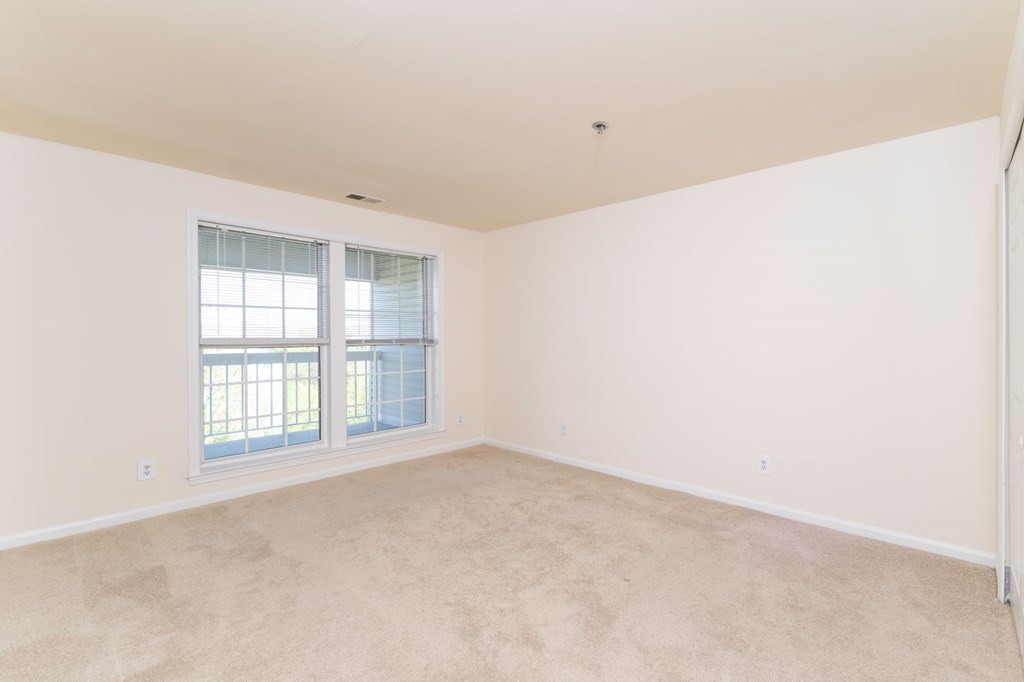 Rosslyn apartments for rent