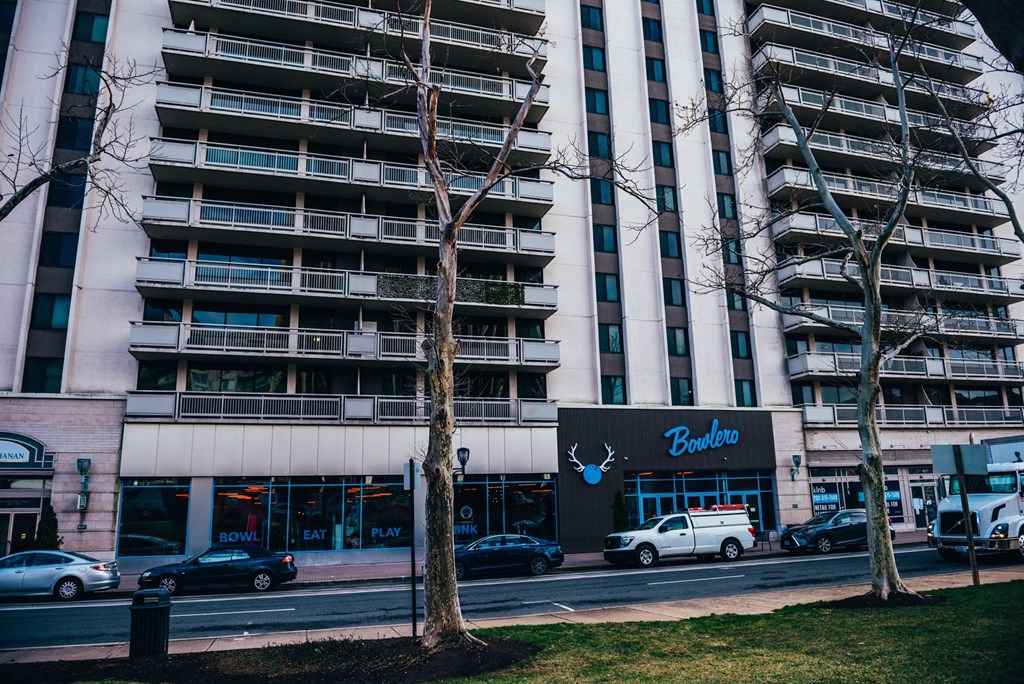 Apartments for rent in Crystal City