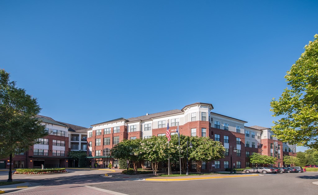 Easy Access to Potomac Mills at The Cosmopolitan at Lorton Station, Lorton, 22079