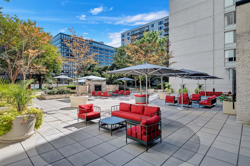 Apartments for rent in Crystal City