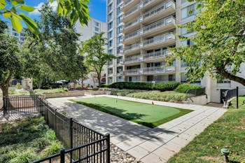 Apartments for rent in Crystal City - Photo Gallery 4