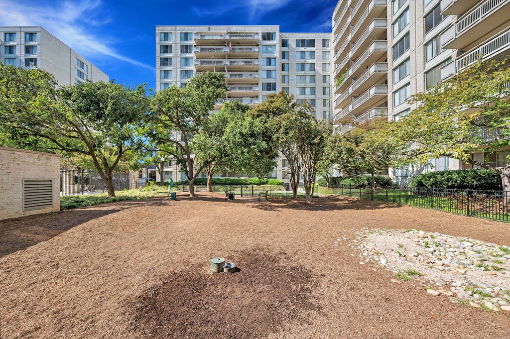 Apartments for rent in Crystal City