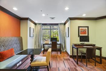 Renovated apartments in National Landing Virginia for rent