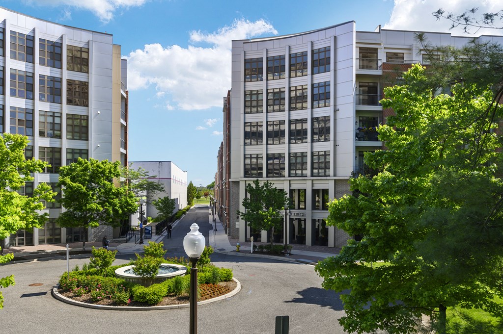 Best Apartment Rentals in Crystal City Arlington VA