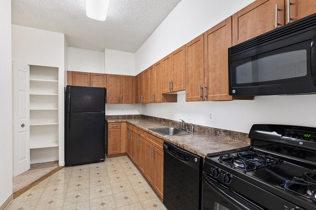 Apartment Rentals in Crystal City VA