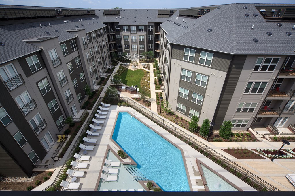 Luxury Apartment Rentals in Herndon VA