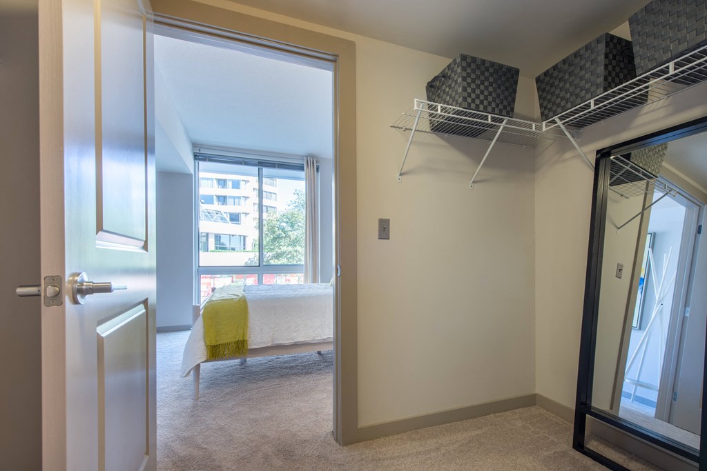 Modern apartment rentals in Crystal City Arlington VA