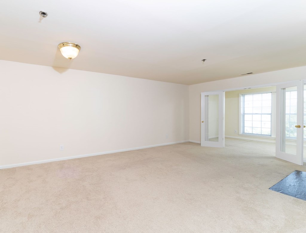 Rosslyn apartments for rent