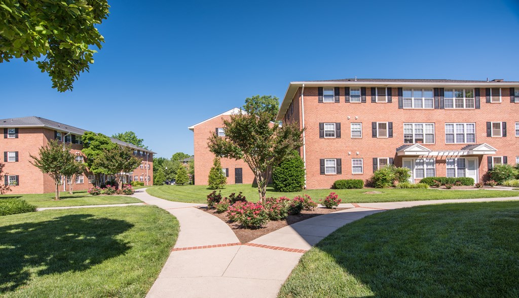 Best Apartment Rentals in National Landing Arlington VA