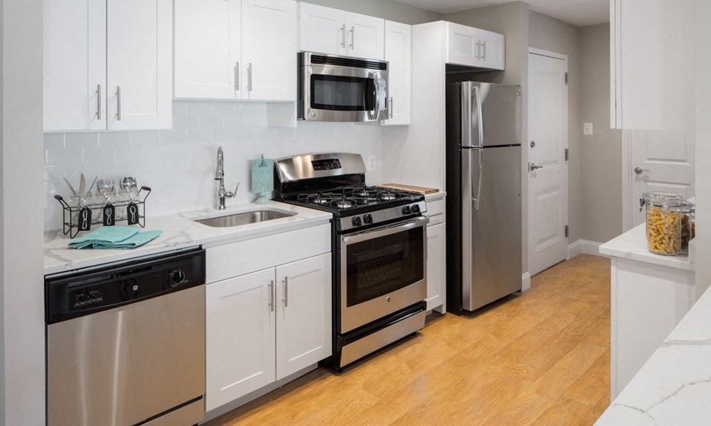 Spacious apartment rentals in Ballston Arlington VA