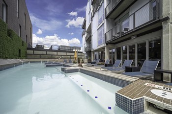Luxury apartments in DC - Photo Gallery 19