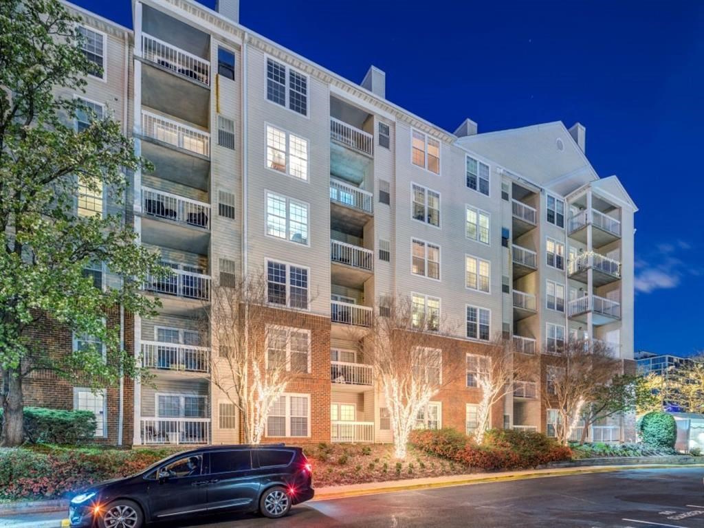 Apartment Rentals in Rosslyn VA