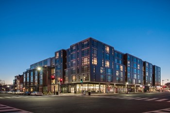 Best Apartment Rentals in Shaw DC - Photo Gallery 48