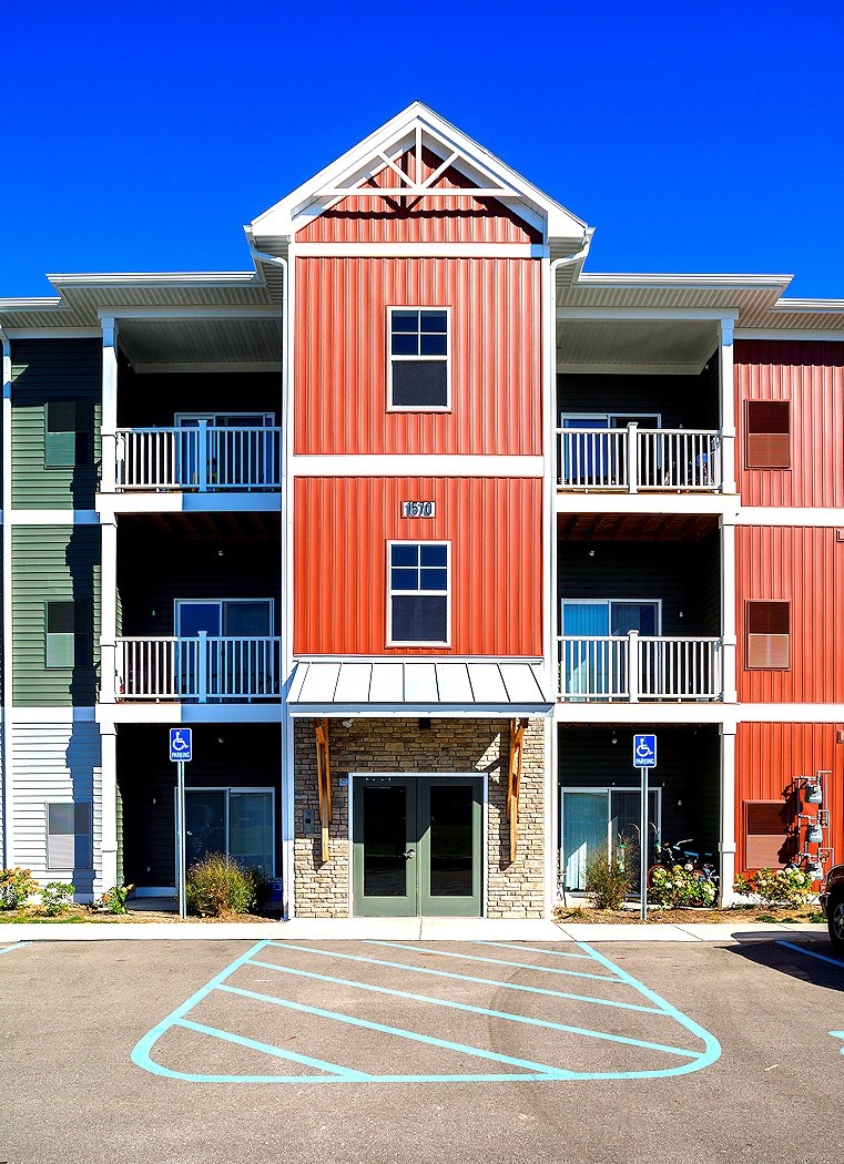 Exterior View of Central Park Apartments in Greenville Michigan
