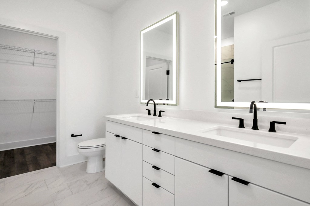 Luxurious Bathroom at The Palms 1101, Columbia, South Carolina