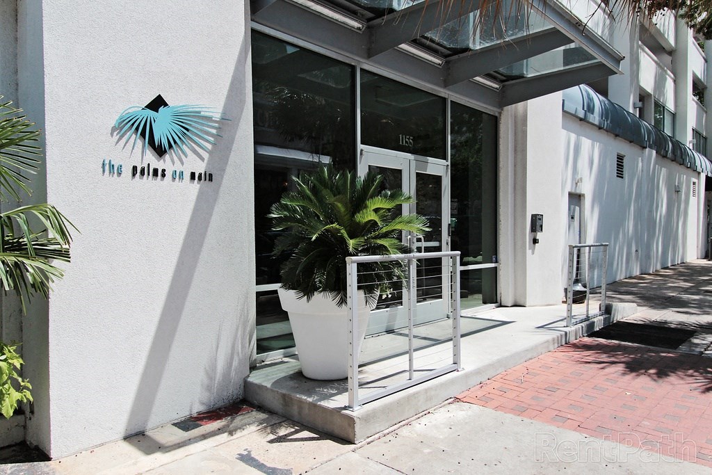Front Entrance To Property at The Palms on Main, South Carolina