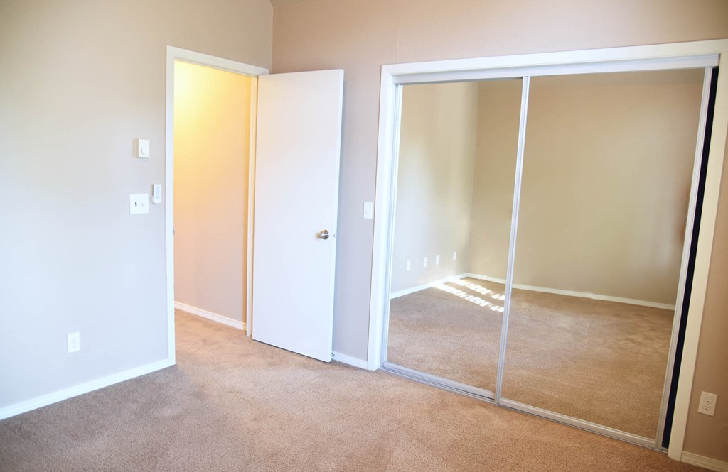 Glass door at Graymayre Crossing Apartments, Spokane