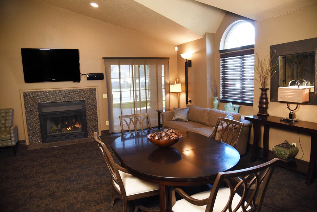 Graymayre Crossing Apartments is a similar property to The Warren Apartments located in Spokane