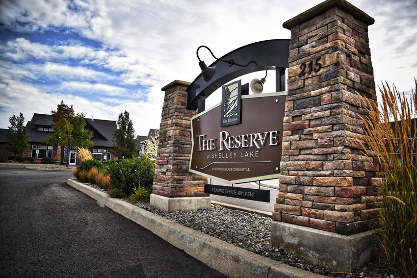 Welcoming Property Signage Welcoming Property Signage at The Reserve At Shelley Lake Apartments, Spokane Valley, WA, 99037