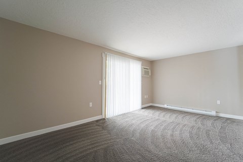 Carpeted Living Room at Railhead Apartments, Spokane, WA, 99202