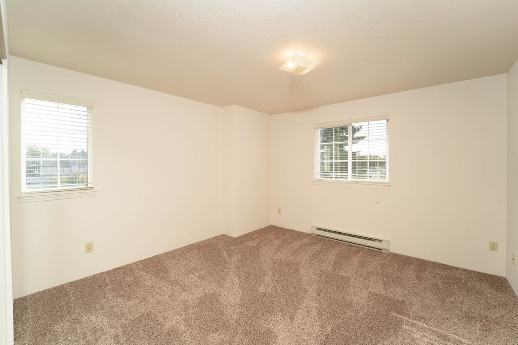 Bedroom area at Morning Glory Circle Apartments, Spokane, 99208