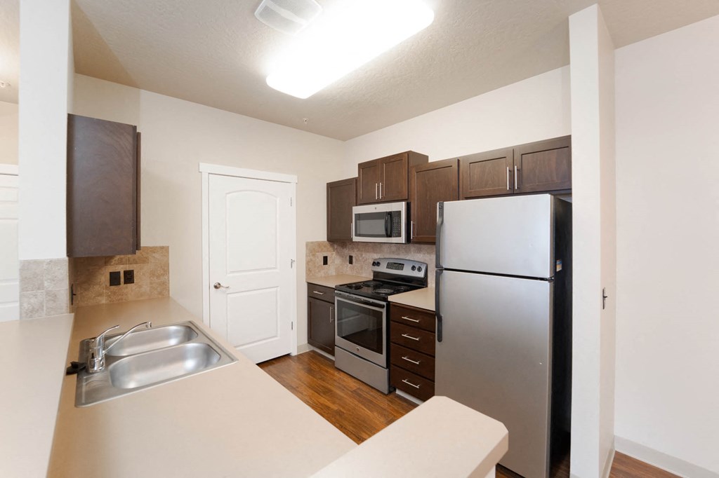 Fully Equipped Kitchen at Quadrangle 2 Apartments, Spokane