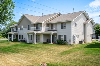 4542 Villa Parkway 2-3 Beds Townhouse, Affordable for Rent - Photo Gallery 2