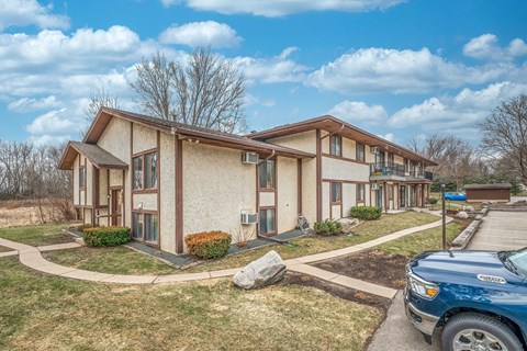 Santa Vera Apartments in Chanhassen, Minnesota