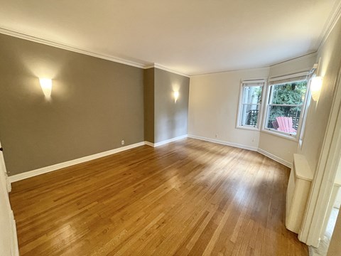 #105 Studio Living Area