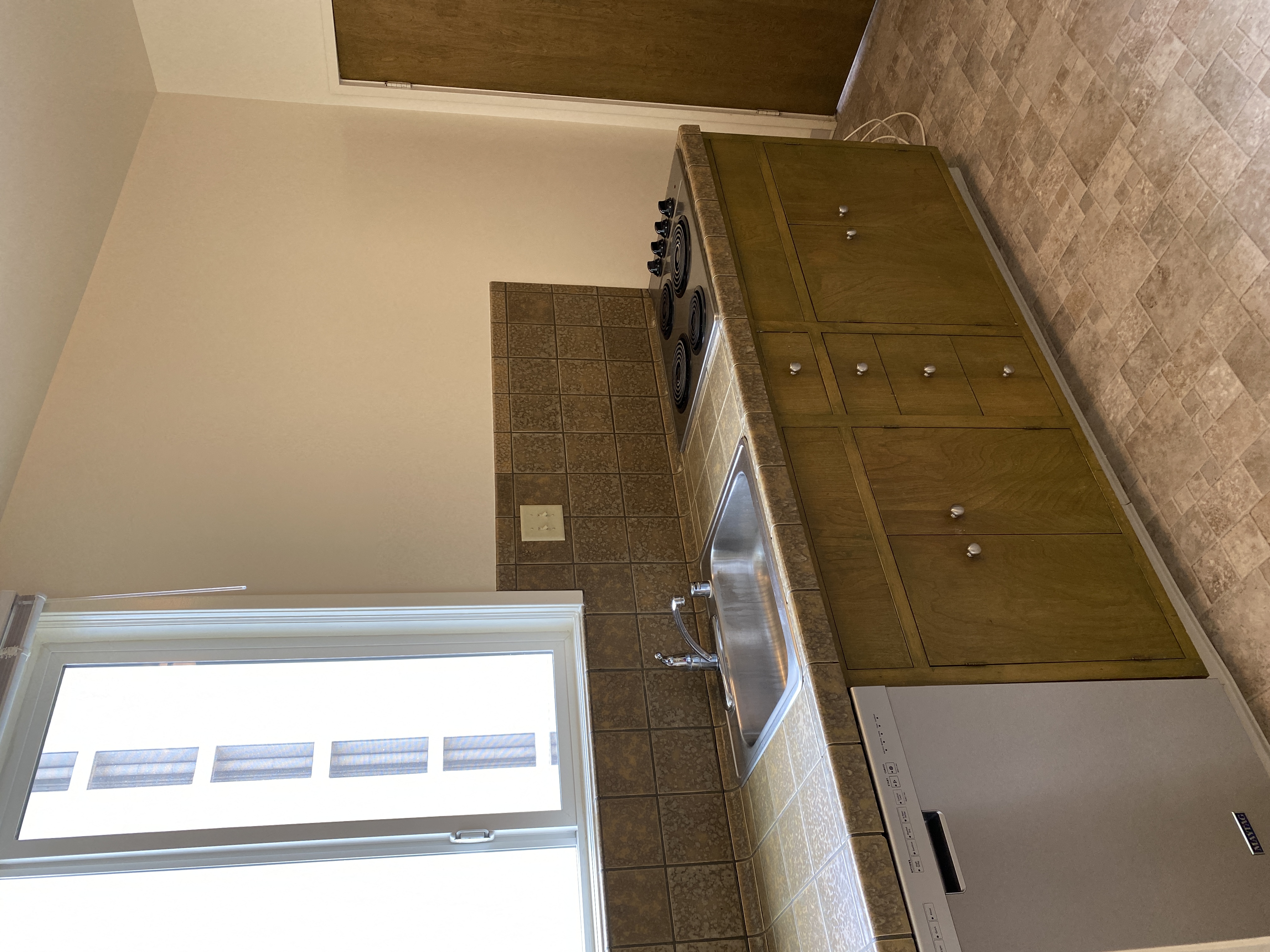 a view of the kitchen from the living room