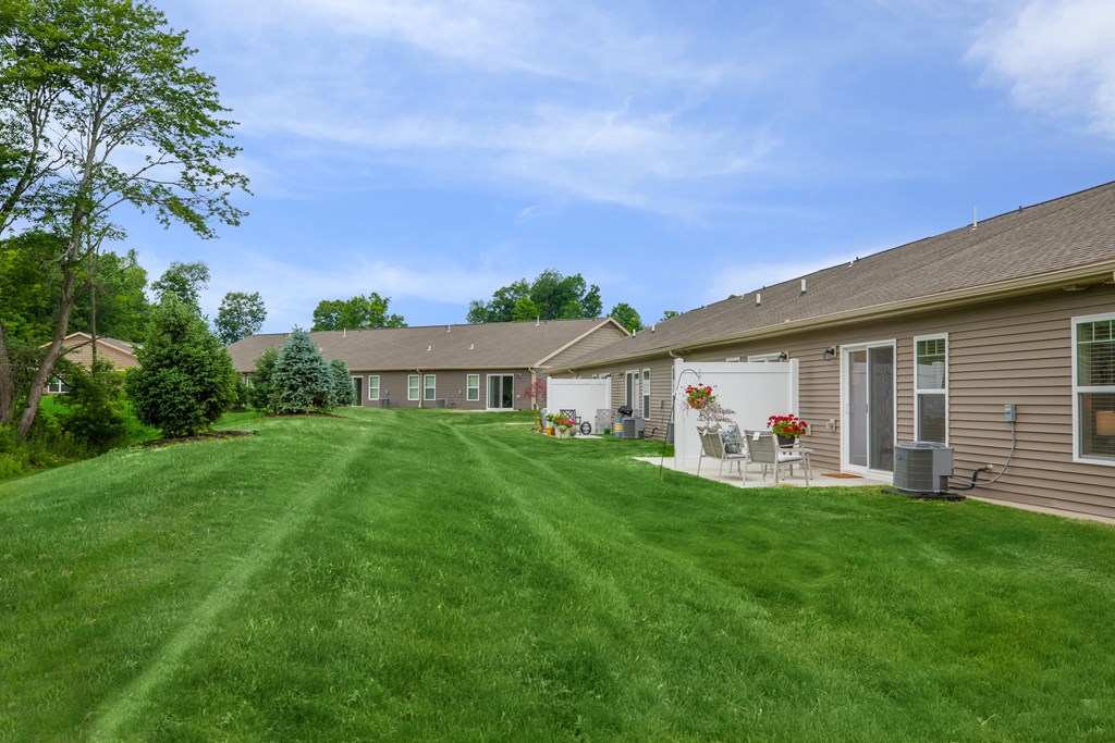 Private patio and back yard area