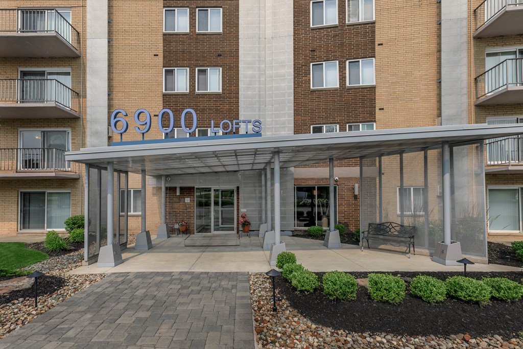 a picture of the entrance to the leasing office at 690 lotus apartments