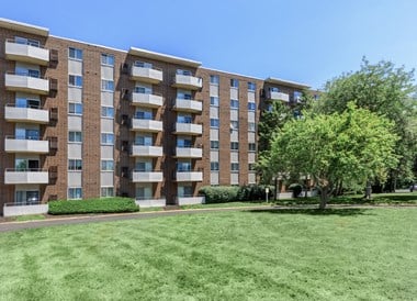 444 Richmond Park East 1-3 Beds Apartment for Rent - Photo Gallery 1