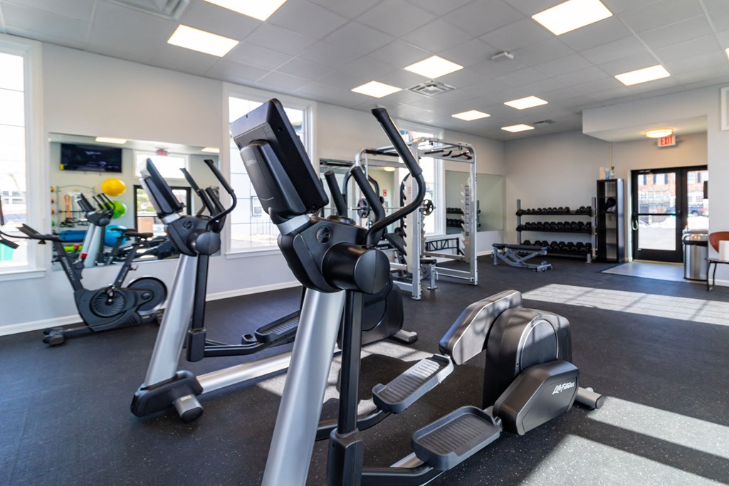 State of The Art Fitness Center  at Heritage Apartments, Ohio
