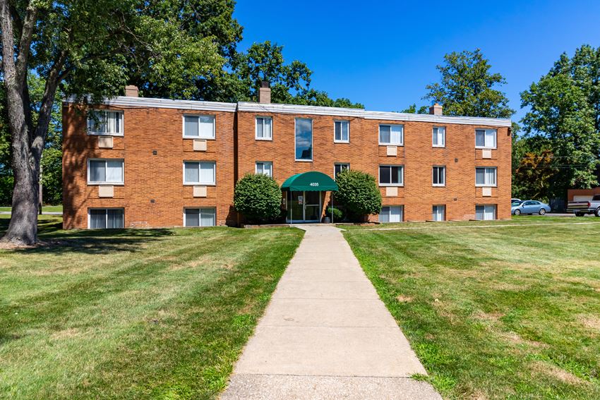 Brookside Oval Apartments, 4060 Park Fulton Oval, Cleveland, OH RentCafe