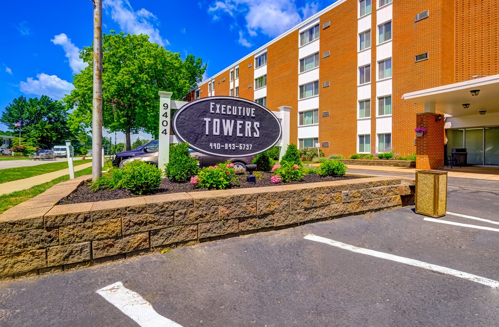 Executive Towers Entry