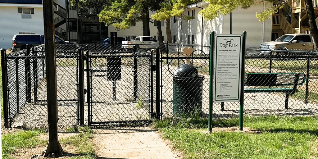 on site dog park at the retreat at walnut creek apartments