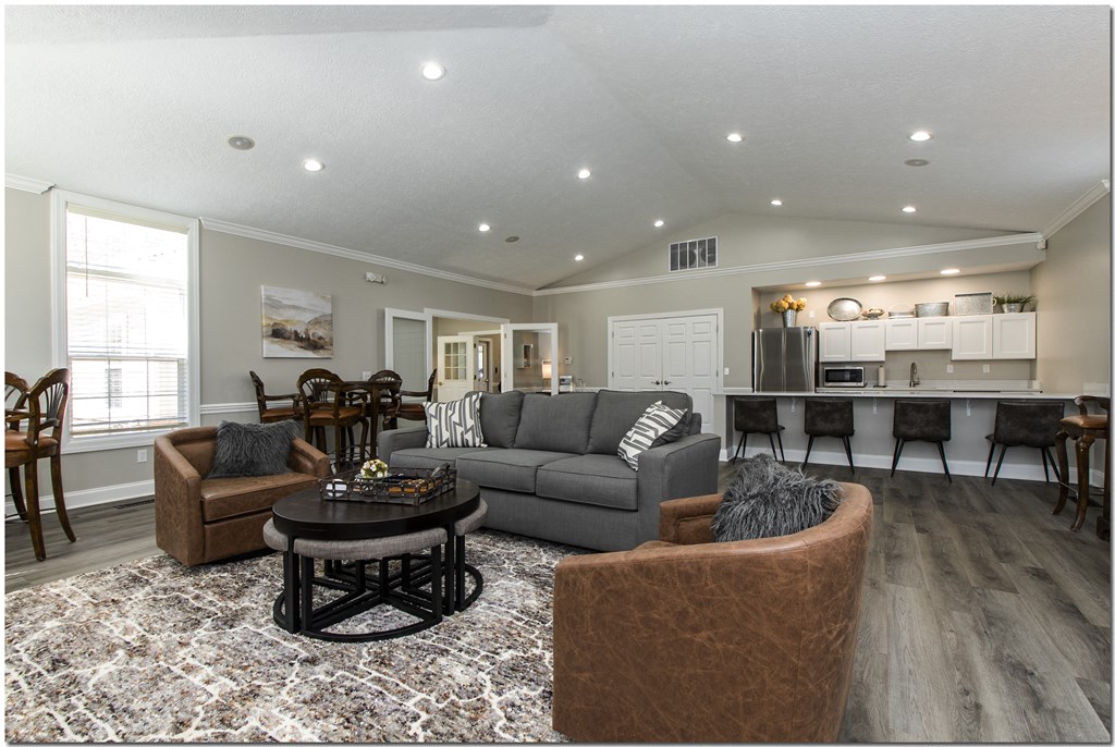 the estates at tanglewood|living room