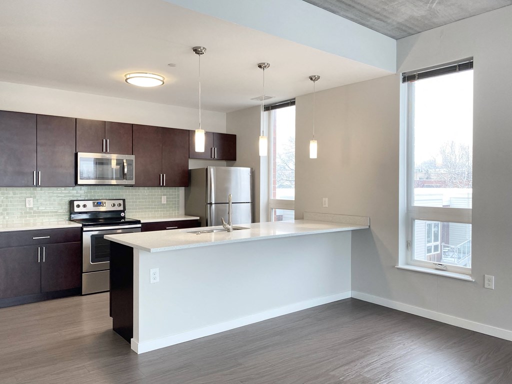 Kitchen with breakfast bar seating