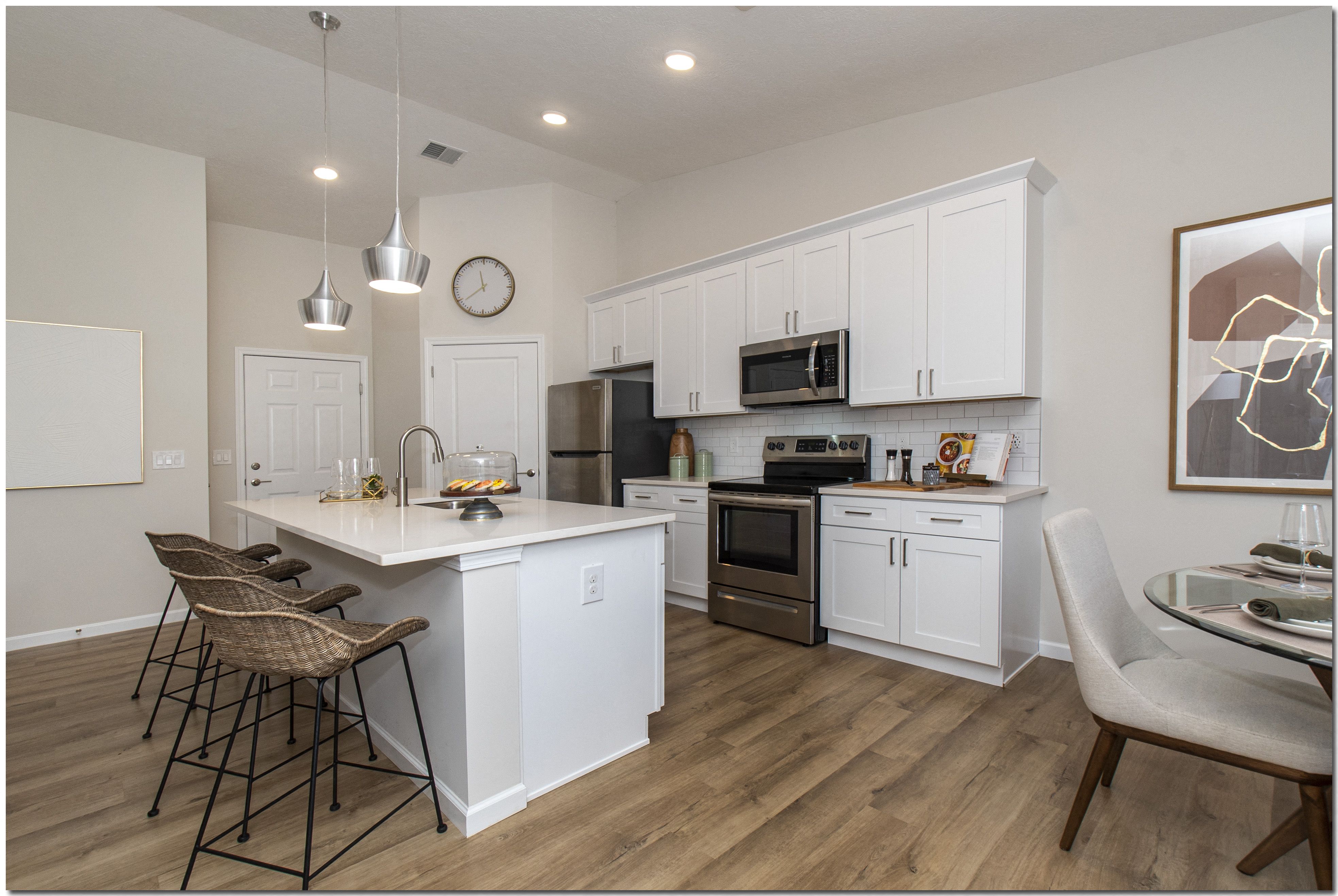 Riverwood Apartments