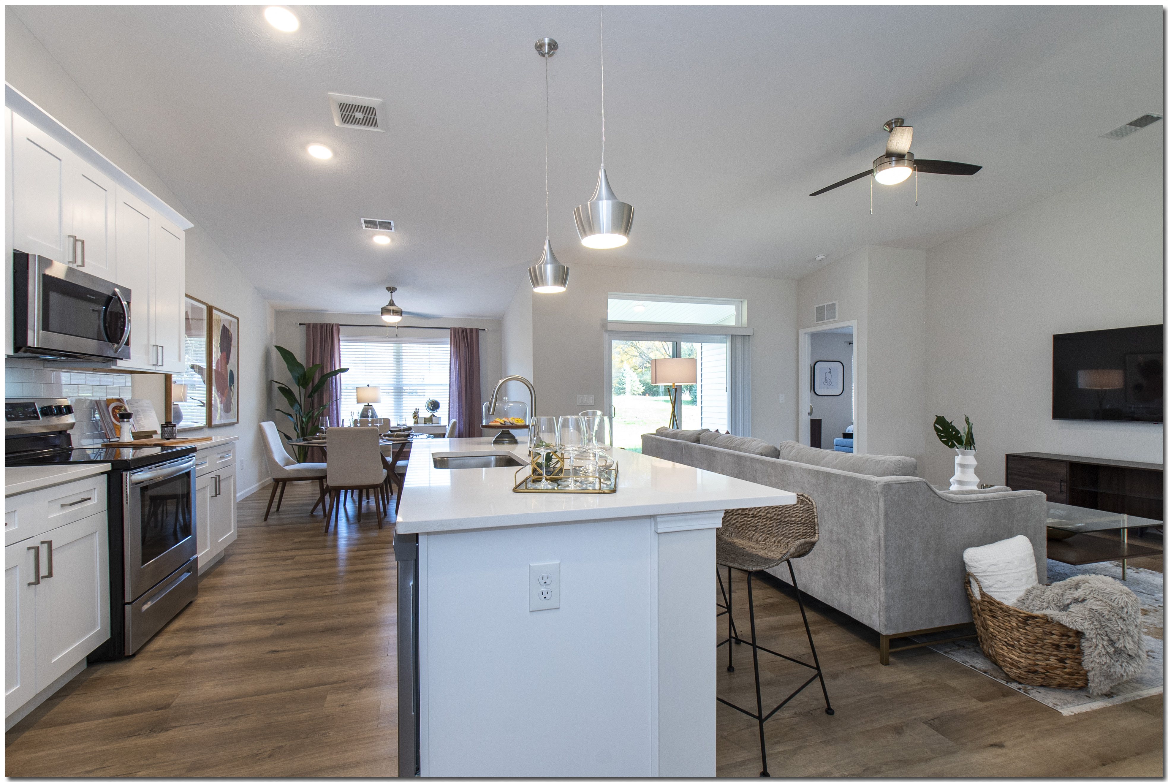 Riverwood Apartments