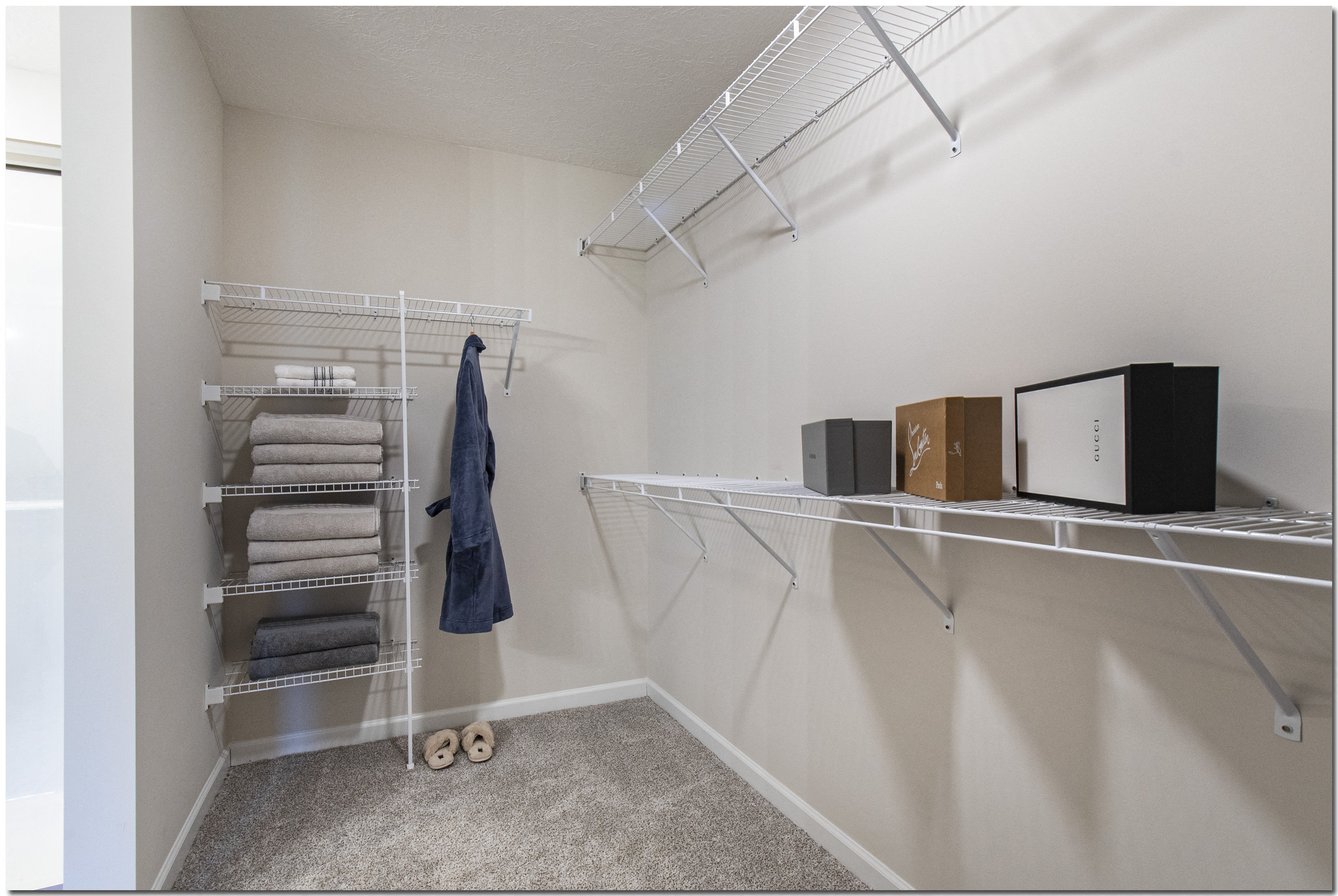 Riverwood Apartments